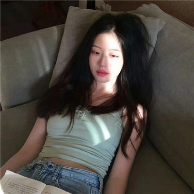 少年花草黄